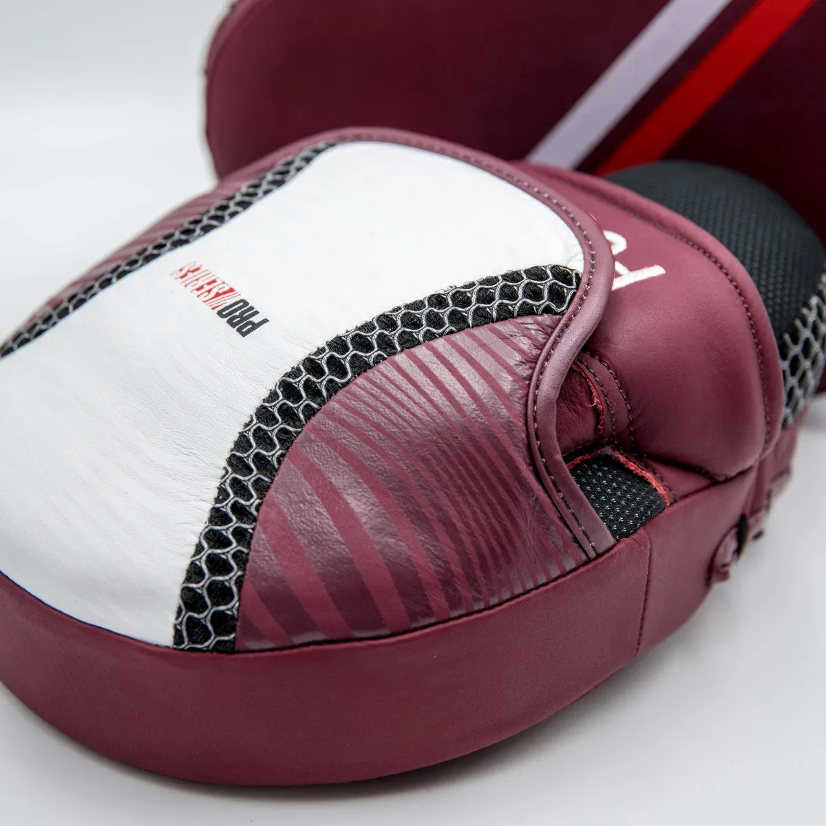30131 910 PROSERIES LEATHER FOCUS MITTS
