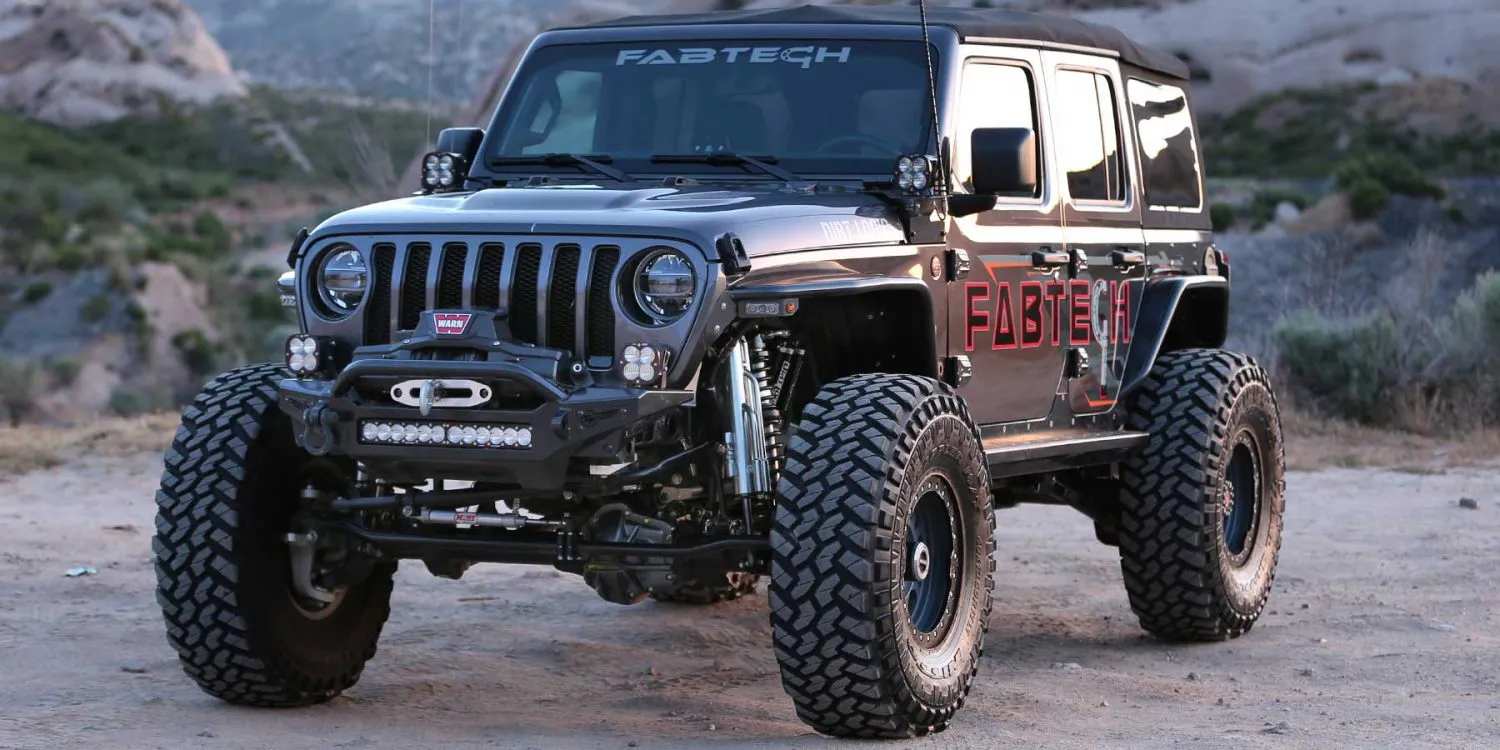 Fabtech - Rear Steel Tube Fenders - 2018-2019 Jeep JL