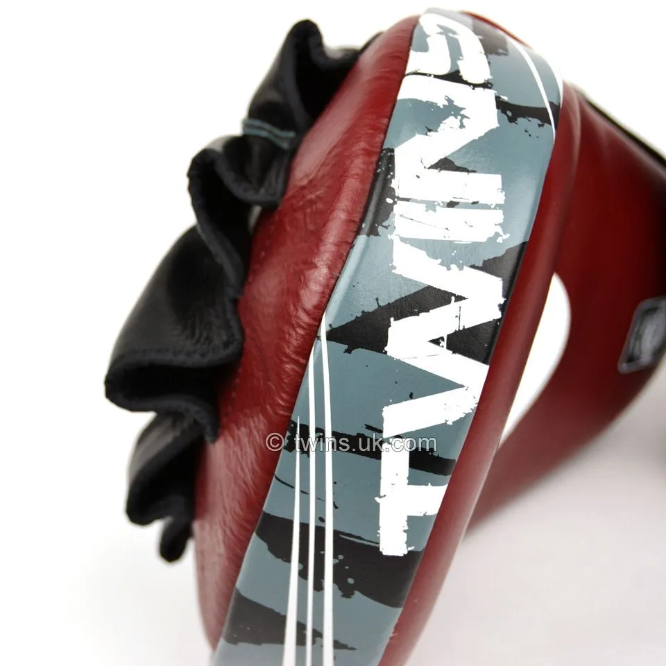 Twins PML-10 Deluxe Curved Focus Mitts Burgundy